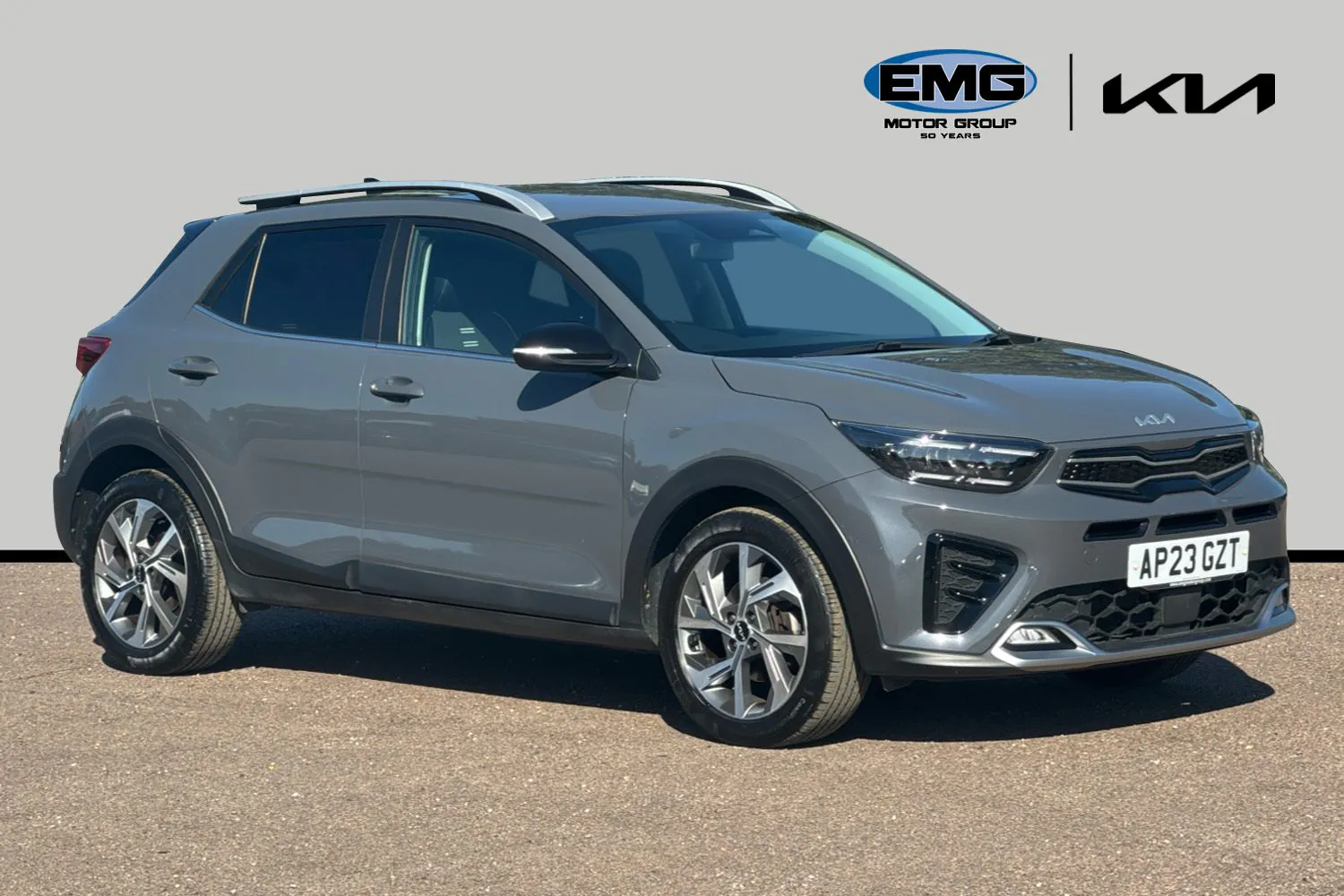 Kia Stonic listing photo