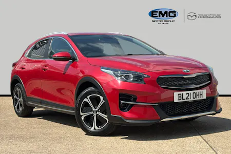 2021 kia xceed 1.6 gdi 8.9kwh 3 suv 5dr petrol plug in hybrid dct (s/s) 1.6 plug in hybrid | automatic |... photo