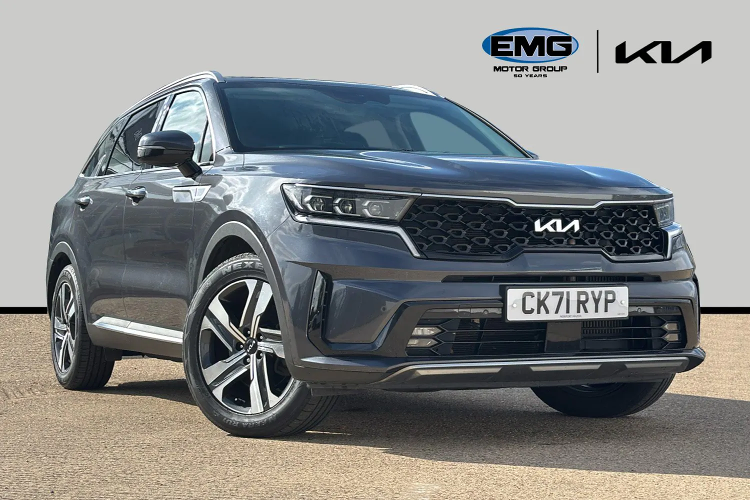 Kia Sorento listing photo