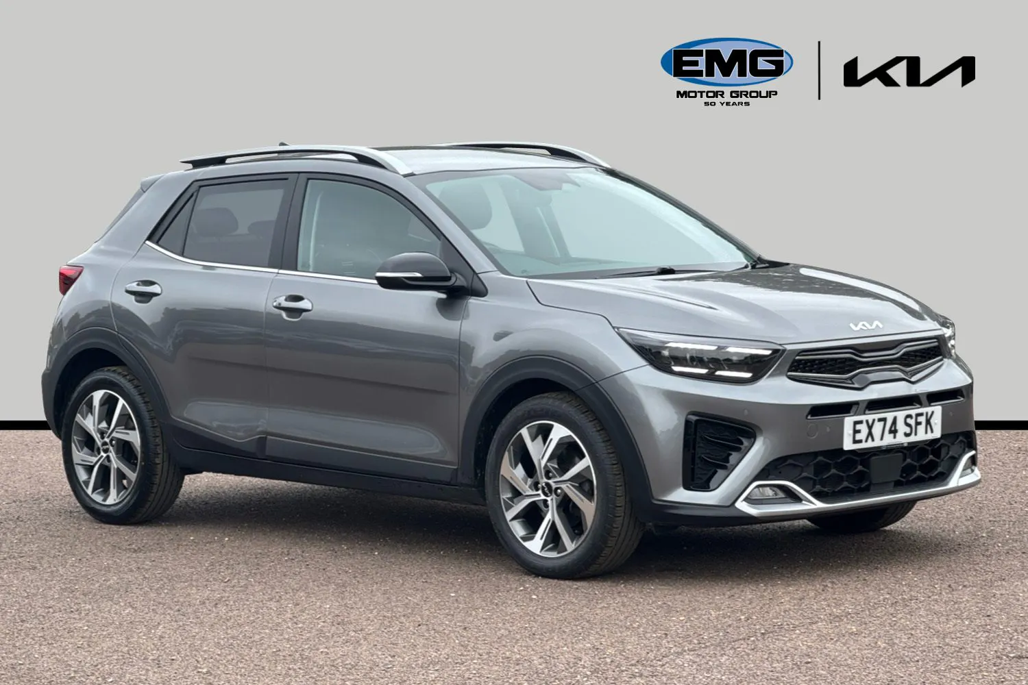 Kia Stonic listing photo