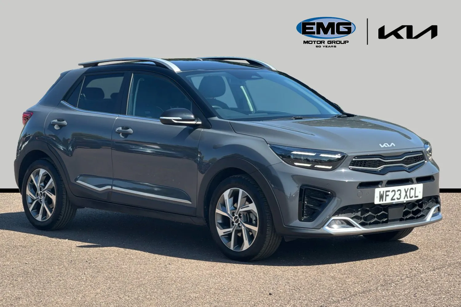 Kia Stonic listing photo